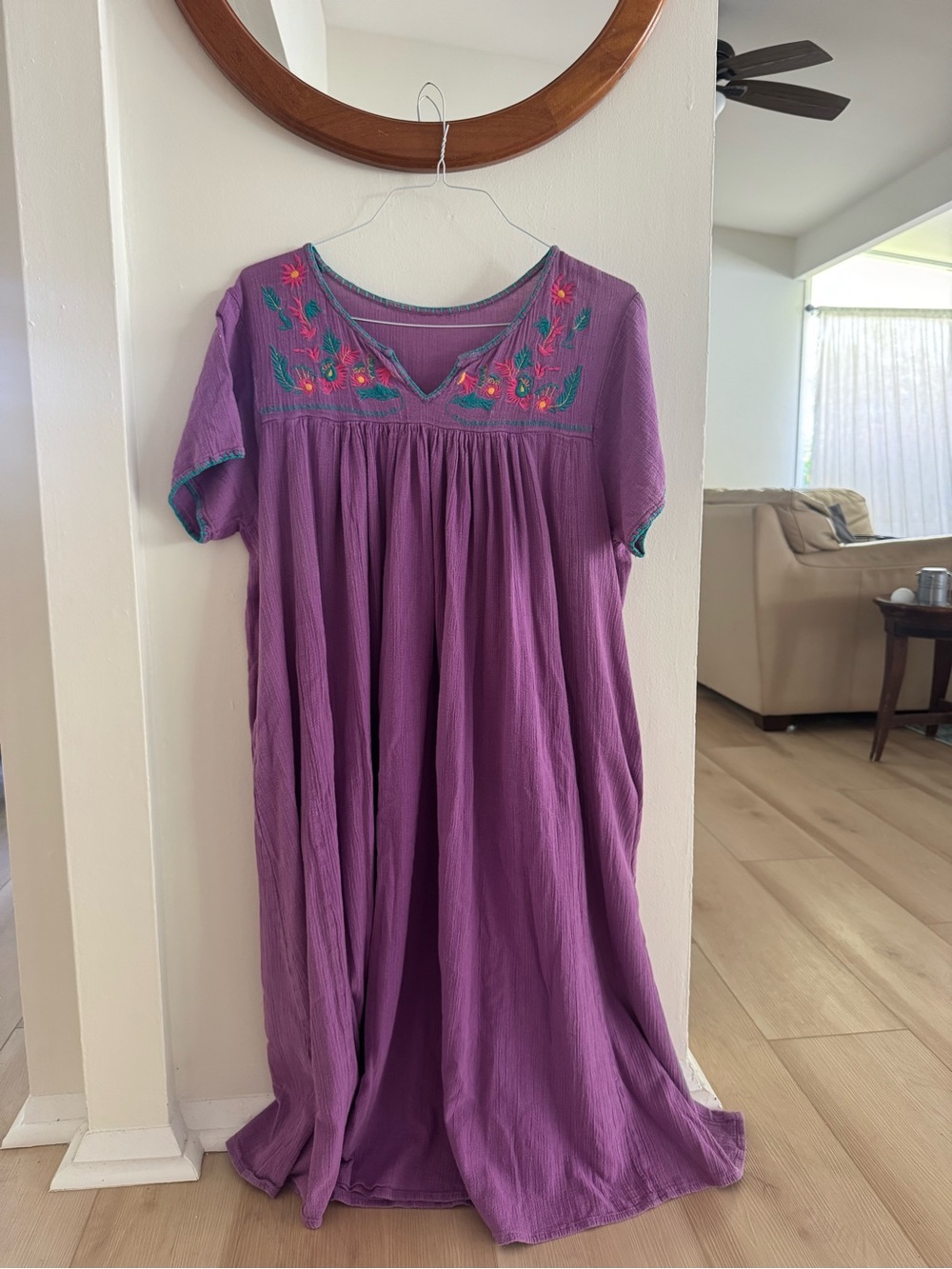 Hawaiian vintage muumuu Purple Embroidered